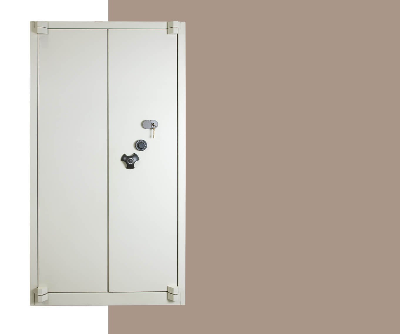 Armoured cabinets
