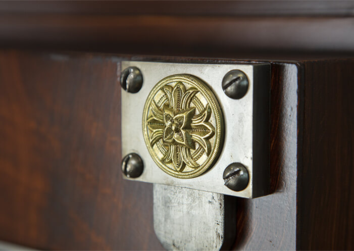 Luxury safes - details